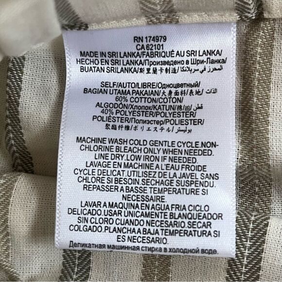 BCBGeneration Cream/Olive Herringbone Stripe Paperbag Pull On Shorts Size Medium - Picture 7 of 8